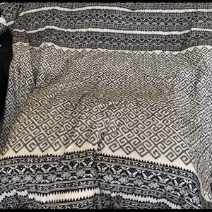 AZALEA SKYE queen comforter set w shams and pillow